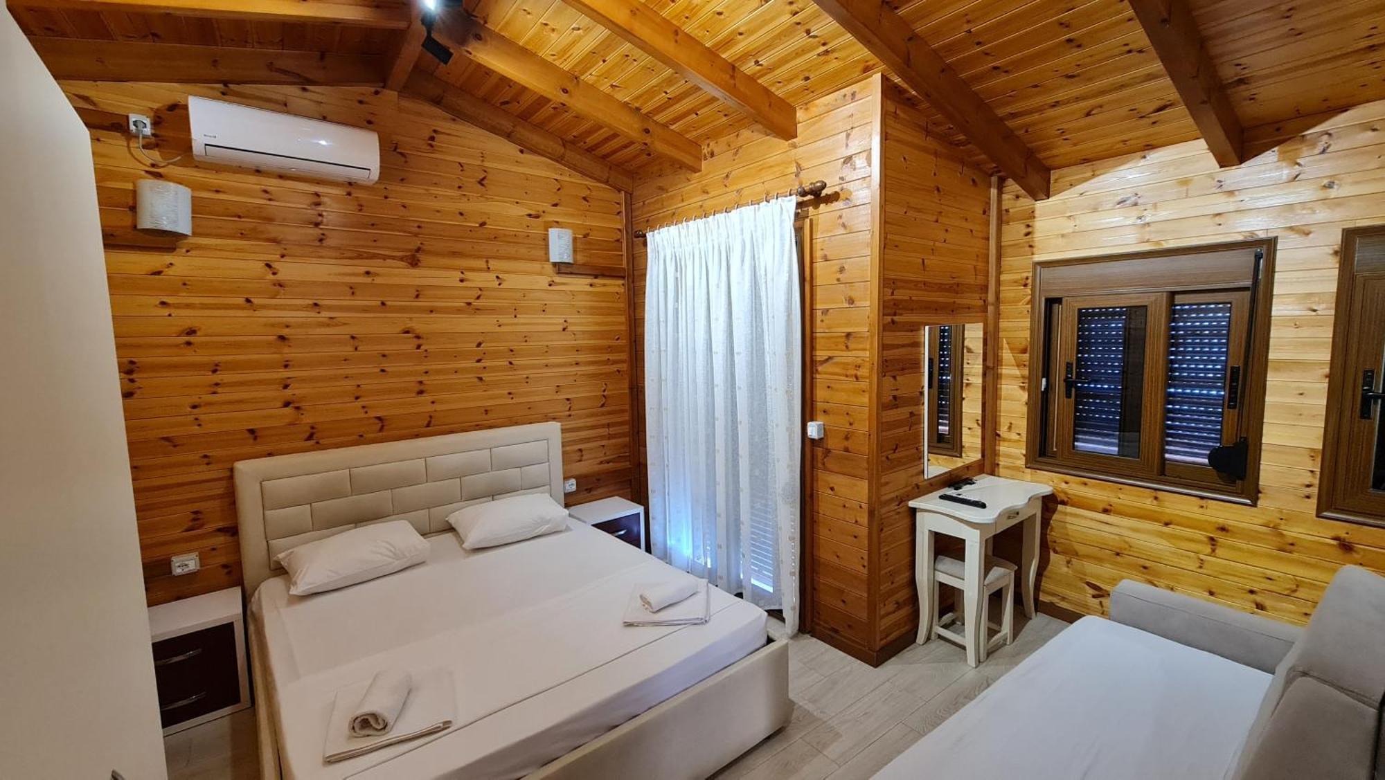 Skenderi Sarandë